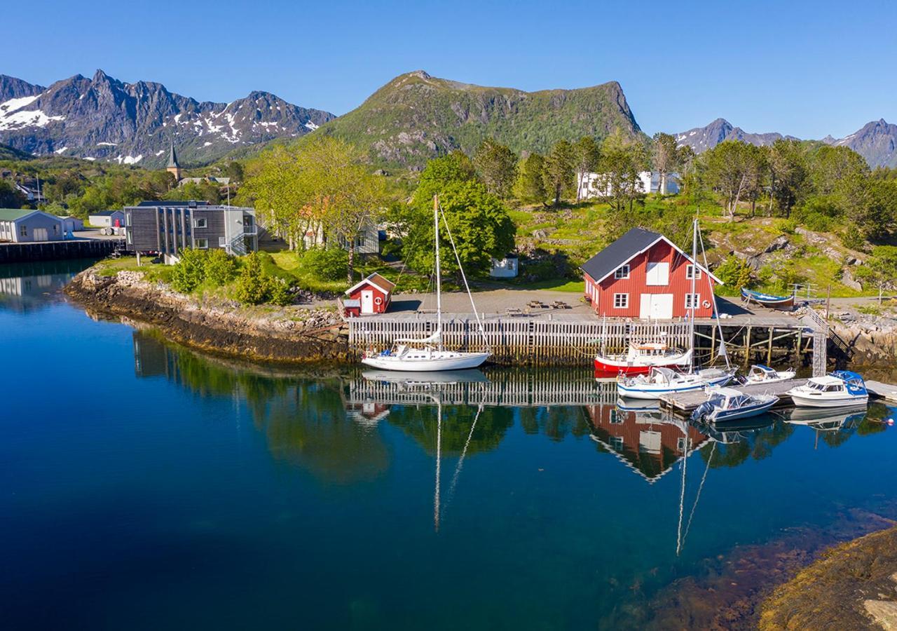 Lofoten Sommerhotell Og Vandrerhjem Кабельвоґ Екстер'єр фото